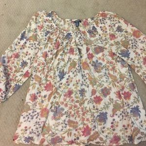 Floral loose summer CHAPS women’s shirt.